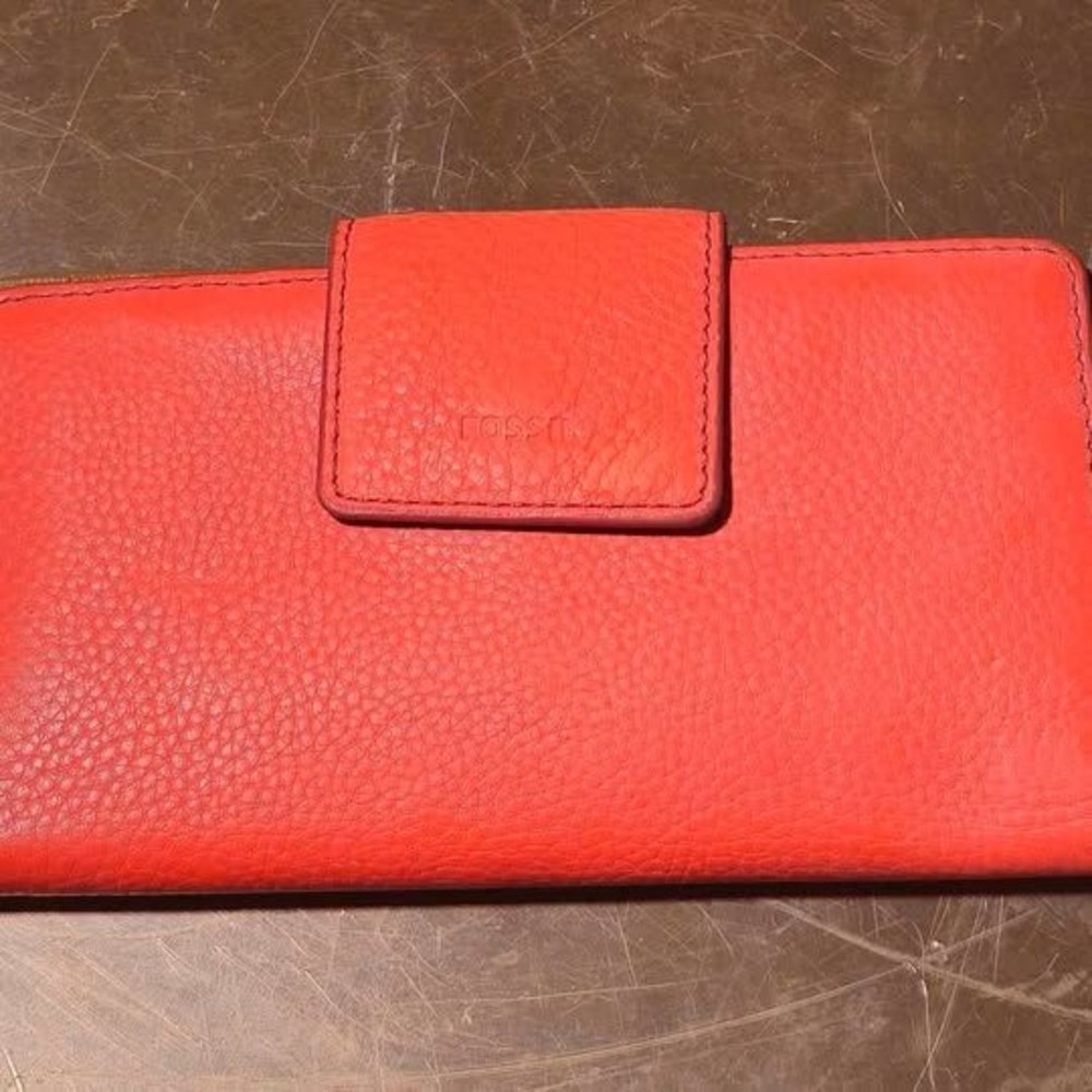 Fossil Emma RFID Tab Red Leather Wallet Clutch SL7154
